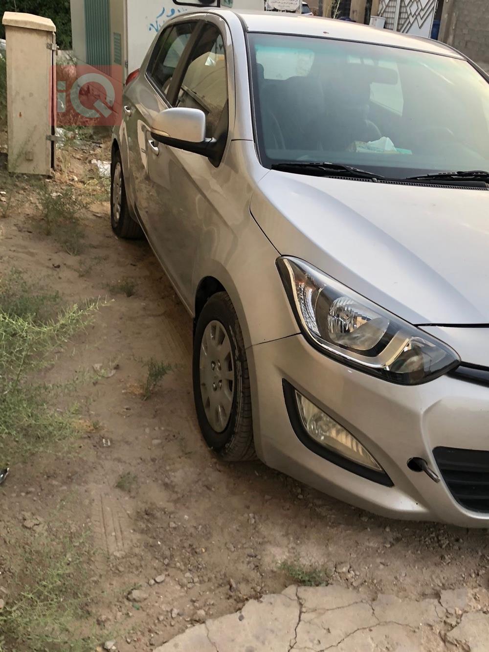 هیوندای i20